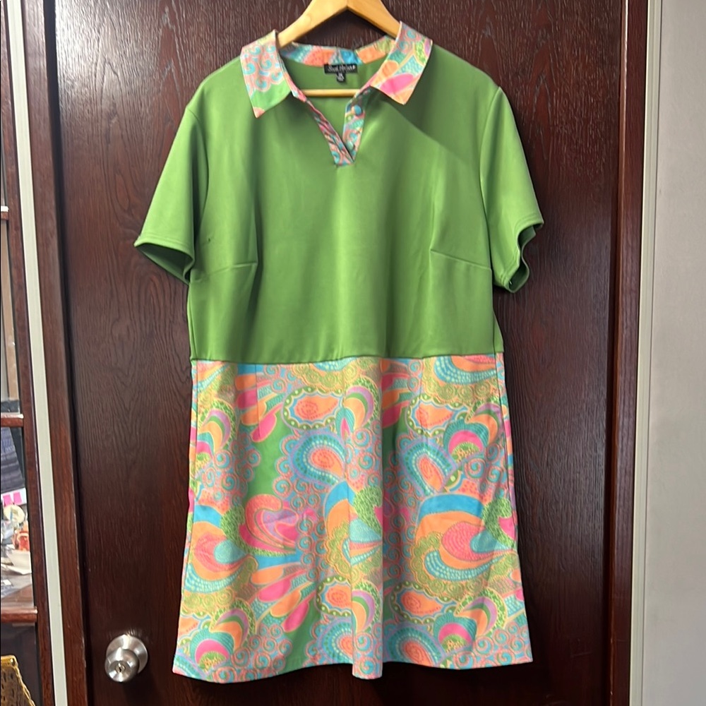 Smak Parlour Plus Green & Pink Paisley Mini Dress